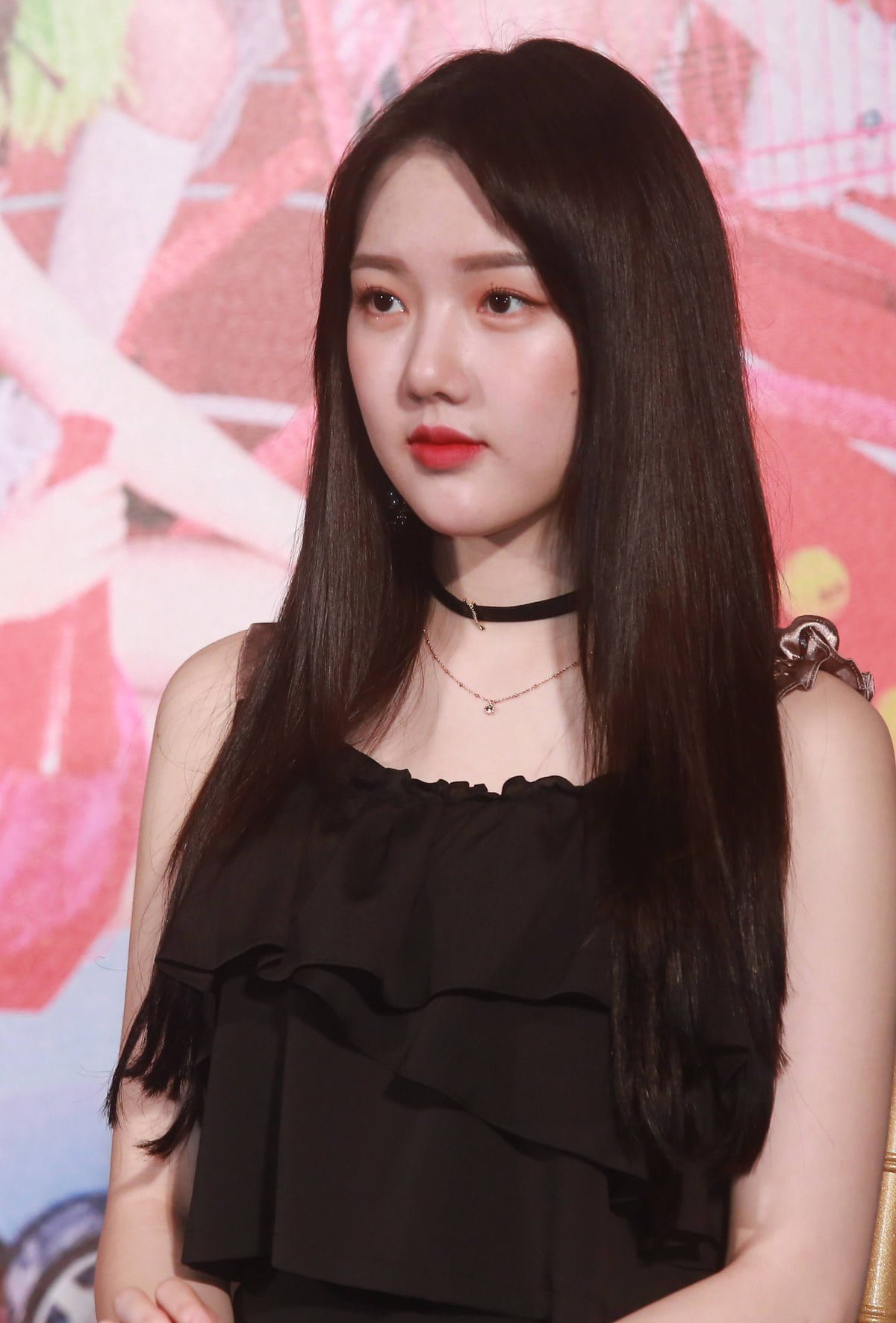 앞머리 없앤 여자친구 예린