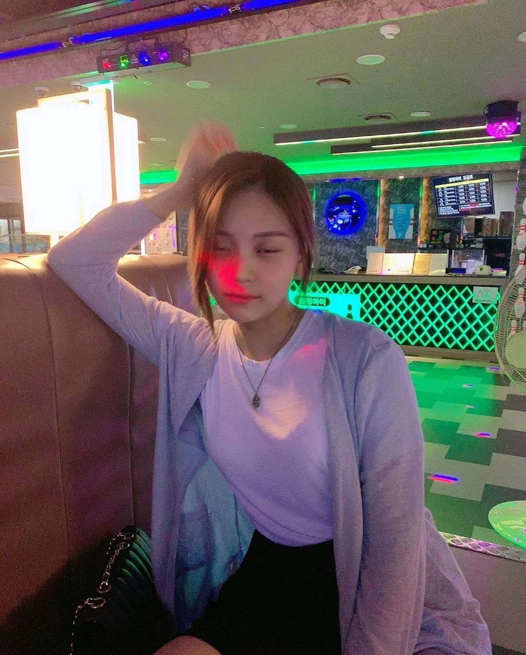 여자친구 인스타그램(엄지)