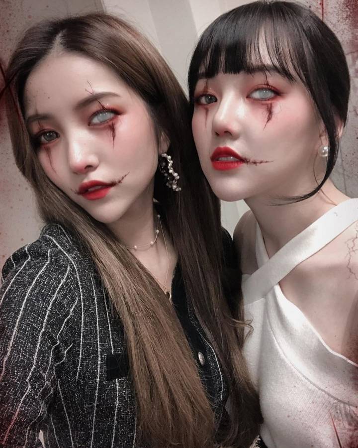 할로윈 분장한 여자친구.insta