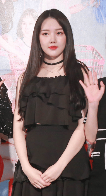 앞머리 없앤 여자친구 예린