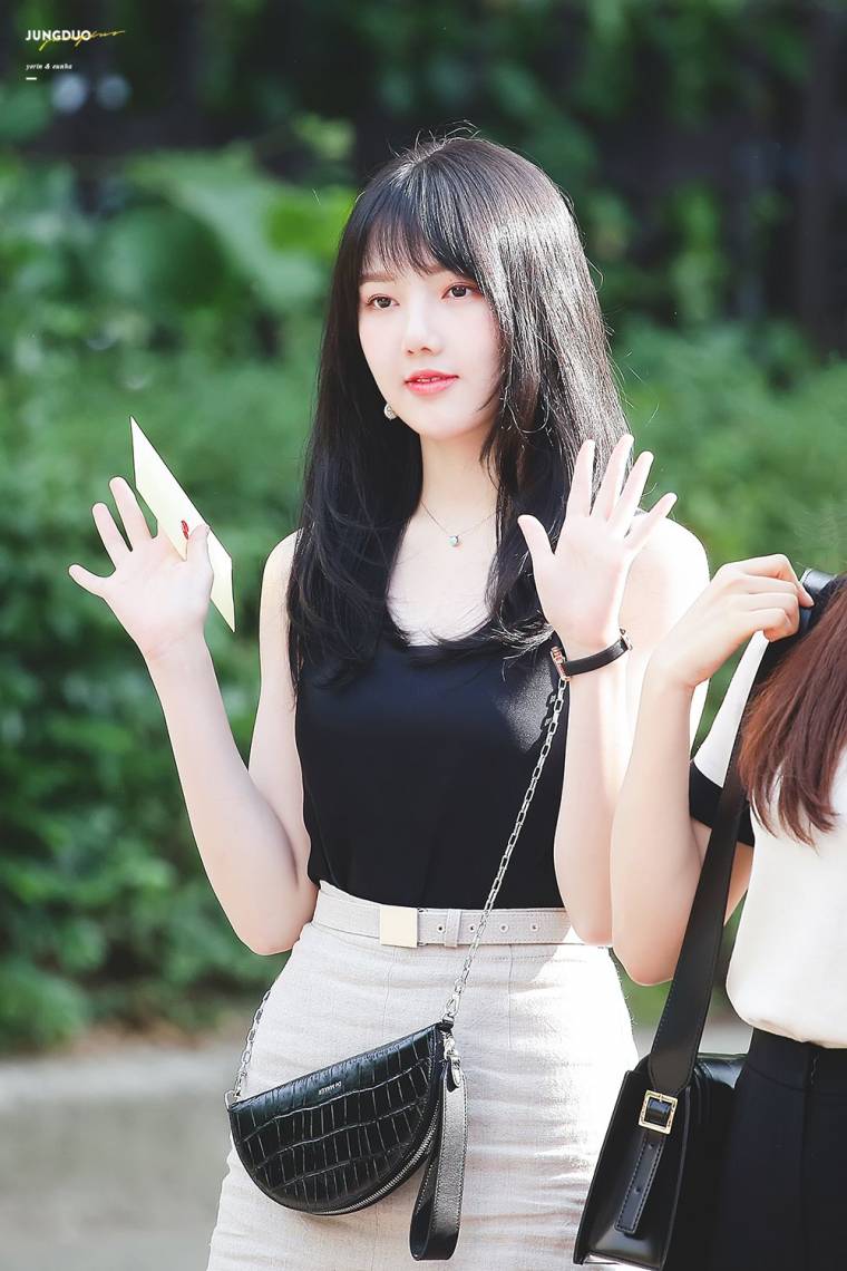 출근길 #여자친구 #예린 #은하.jpg