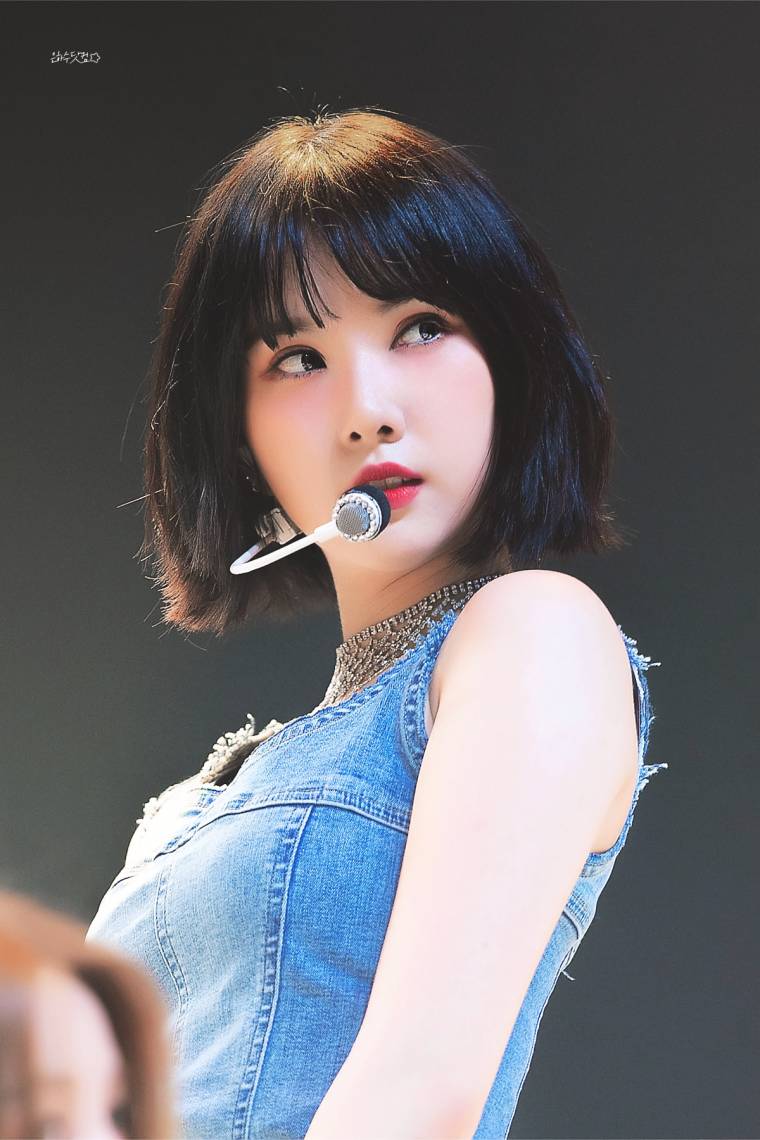 청패션 #여자친구 #은하.jpg