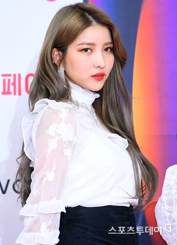 2019 SBS 가요대전 #여자친구 레드카펫