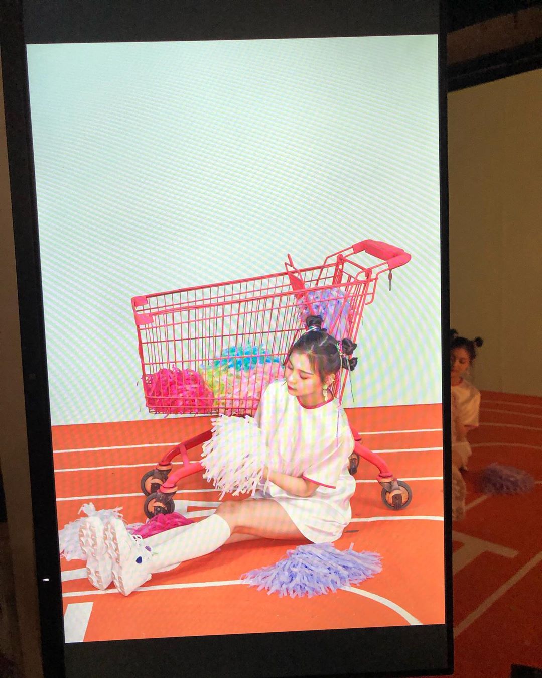 #여자친구 엄지.insta (가장 특이했던 머리???)