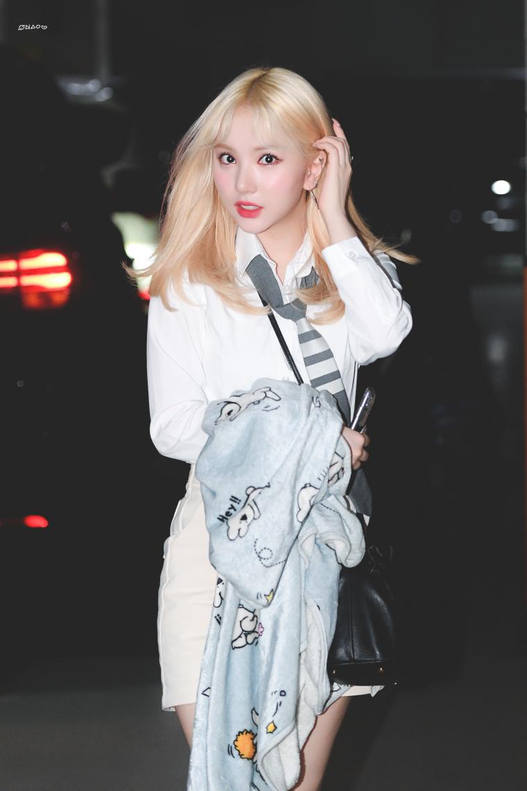 출근길?퇴근길? #여자친구 소원 은하 by 헌법소원