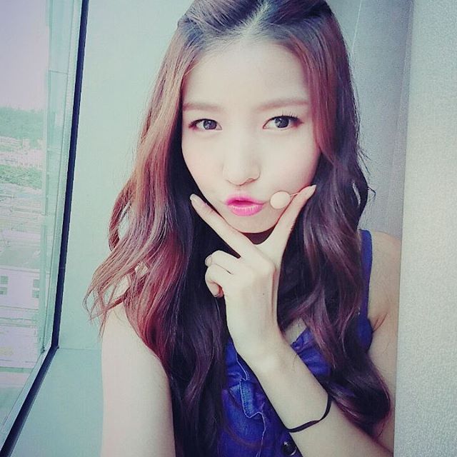 여자친구 151207 인스타그램 - Happy birthday to sowon!