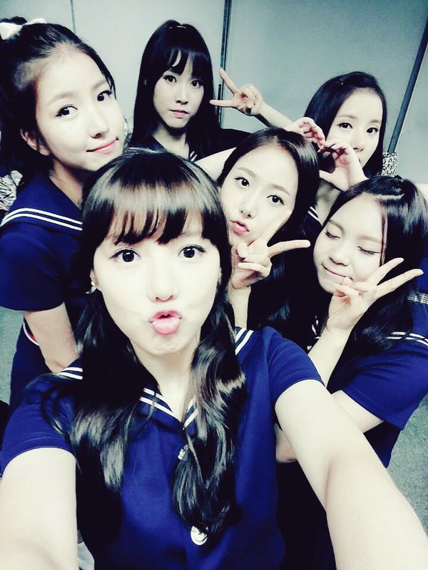 여자친구 150809 트윗 - 귀염둥이들 사진 보내드려요♡