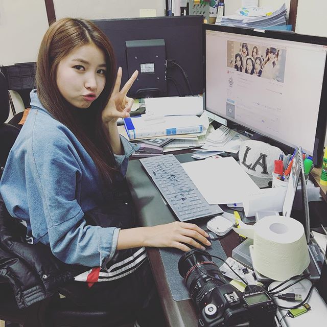 여자친구 151207 인스타그램 - Happy birthday to sowon!