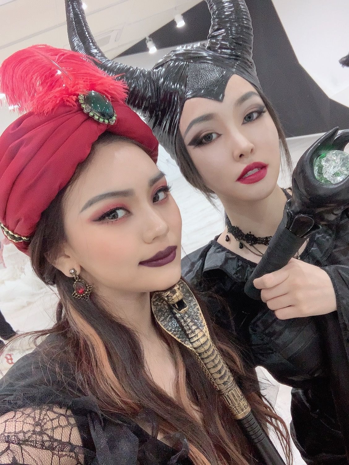 오늘자 마녀컨셉으로 영상팬싸인회한 여자친구