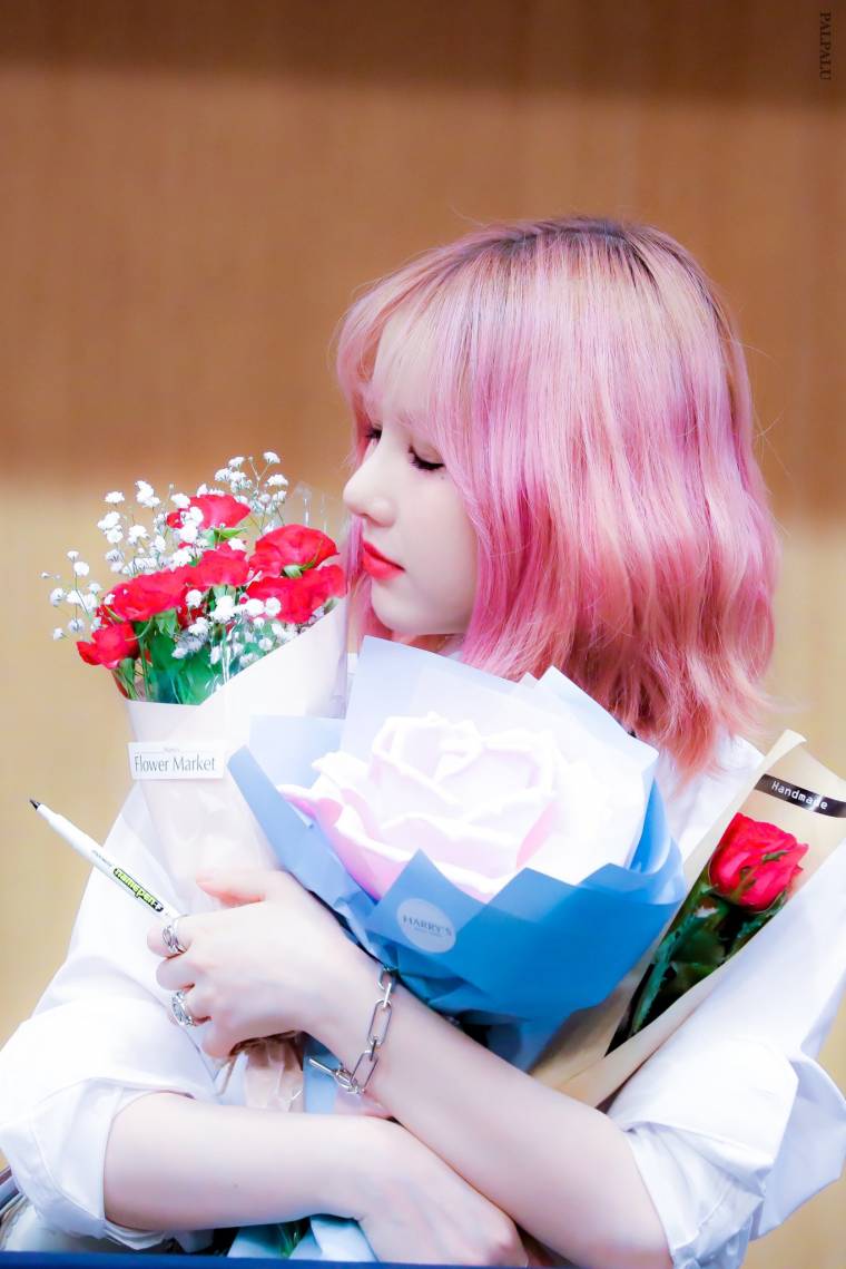 핑크핑크한 #여자친구 #은하