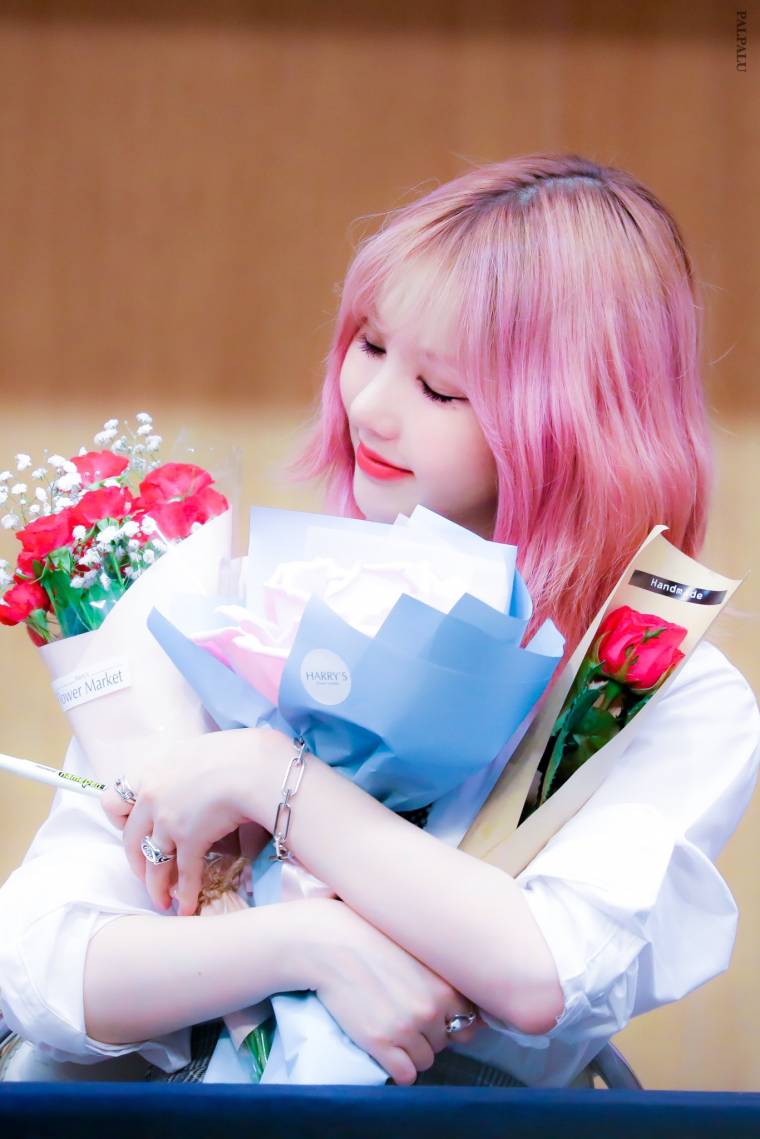핑크핑크한 #여자친구 #은하