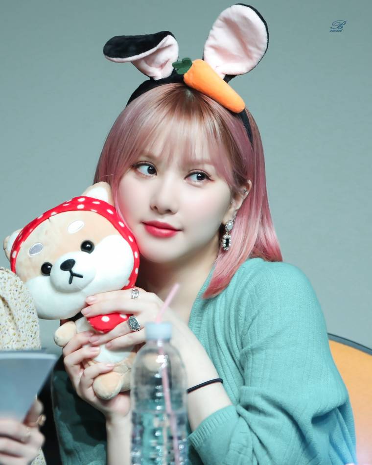인형보다 더 귀여운 #여자친구 은하 by sweet B