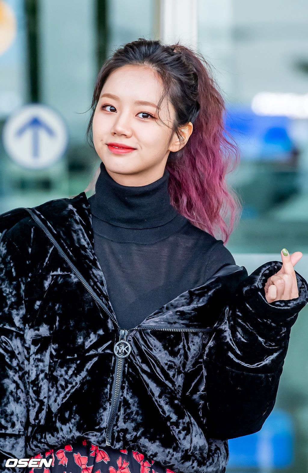 화보촬영차 출국하는 혜리