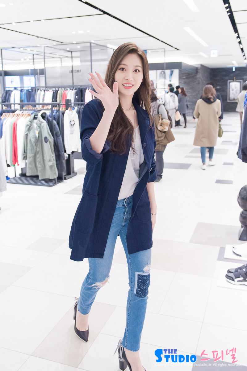 160226 리바이스 런칭 행사 걸스데이 유라 직찍 by 스피넬