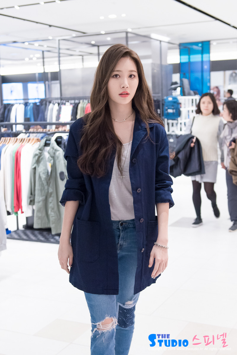 160226 리바이스 런칭 행사 걸스데이 유라 직찍 by 스피넬