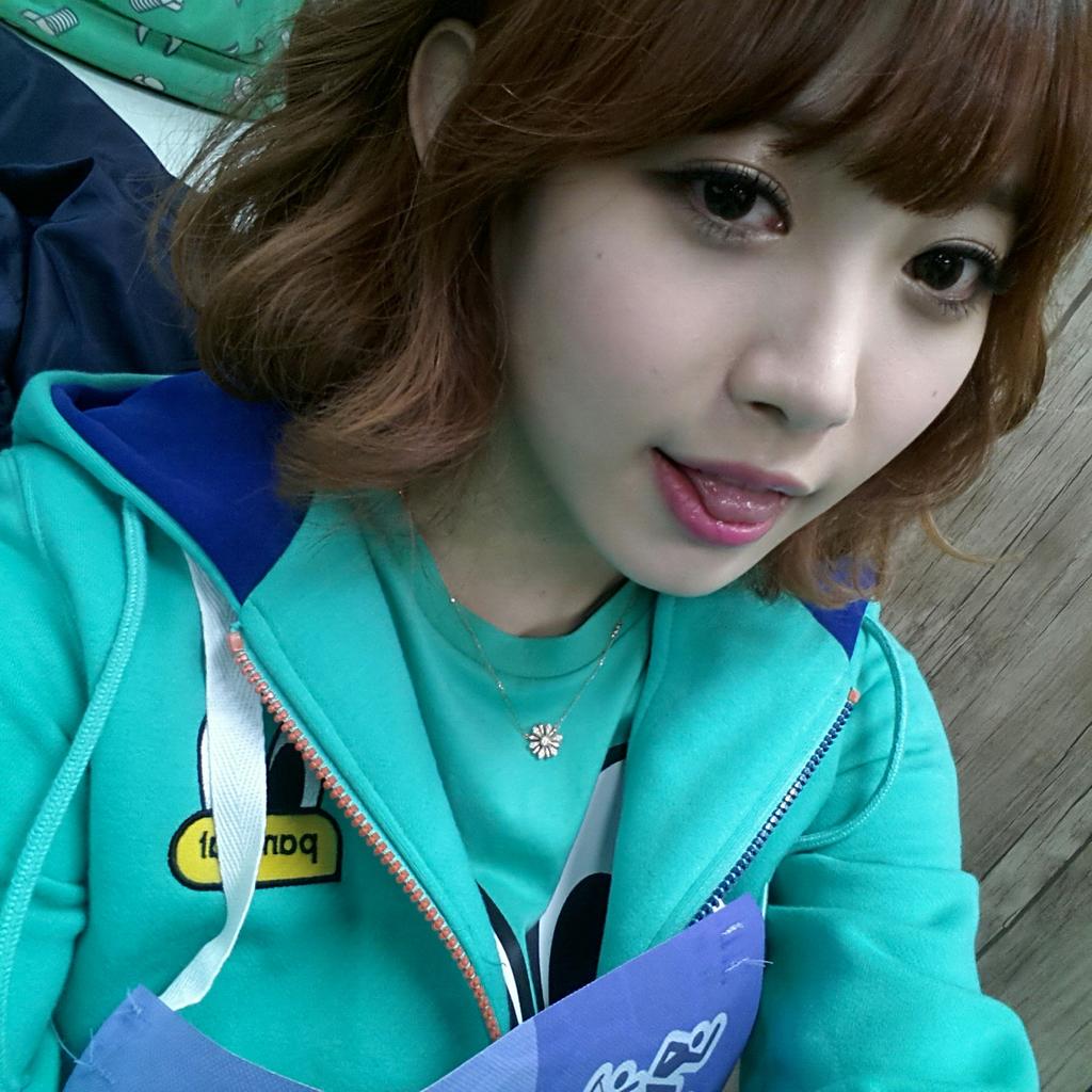 유라 아육대 인증샷 (2013.01.28 트윗 업뎃)