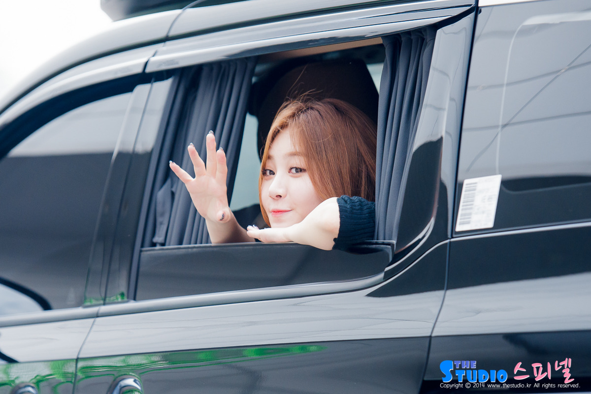 걸스데이 유라 직찍 @ 150418 비전선포식 퇴근길 by 스피넬