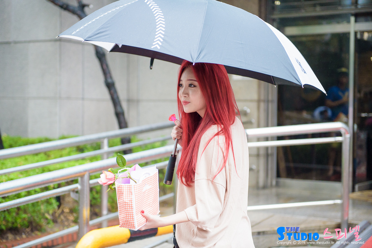 150724 뮤직뱅크 출근길 걸스데이 유라 직찍 by 스피넬