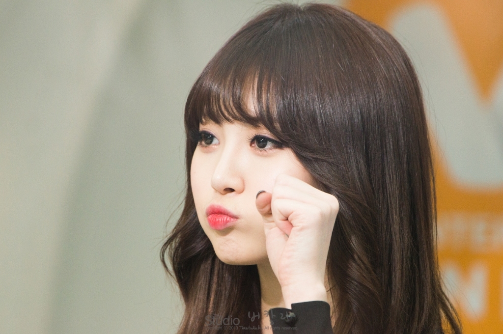 미모에 물오른 유라(걸스데이) - 130404 Mnet 오픈스튜디오 걸스데이 유라 직찍 by 버칼리