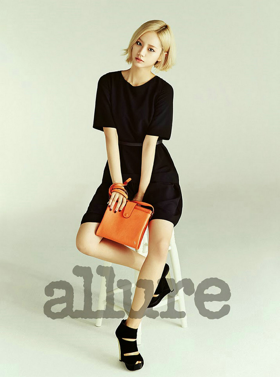 걸스데이 얼루어 3월호 헤지스 화보.jpg