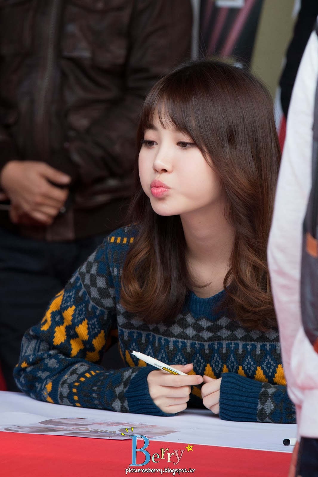 [Prat.2] 걸스데이 직찍 - 131031 포키 팬싸인회 by Berry