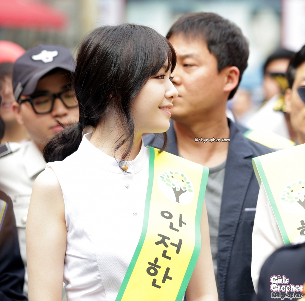 걸스데이 직찍+민아,유라 직캠 :: 130507 4대악 근절 캠페인 by 걸스그래퍼, 스피넬