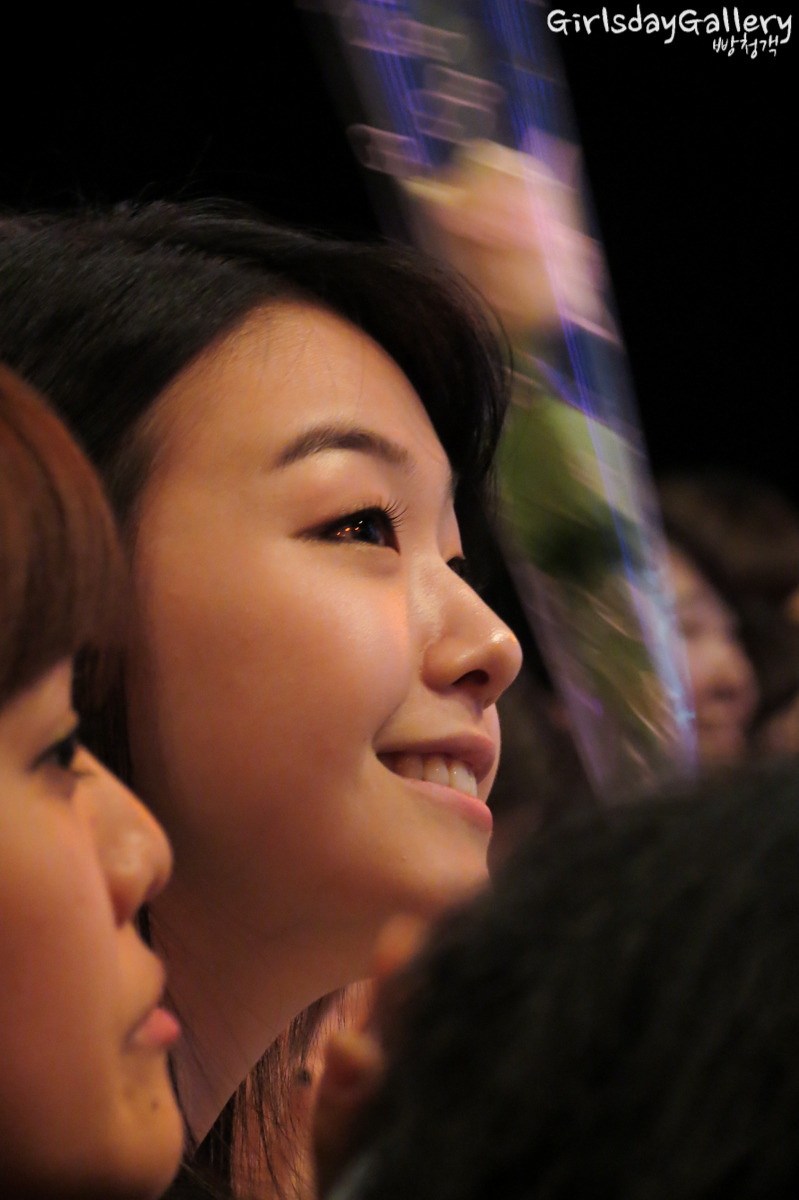 걸스데이 직찍 ::  130313 개그투나잇 커튼콜 by 빵청객