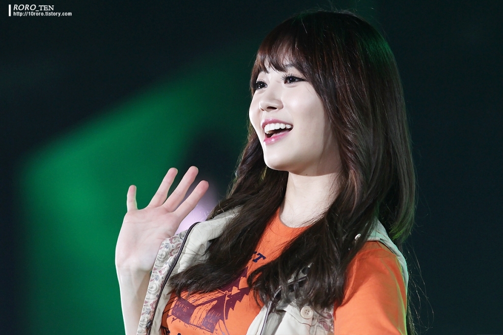유라(걸스데이) 직캠 @ 130420 K-pop collection 런웨이