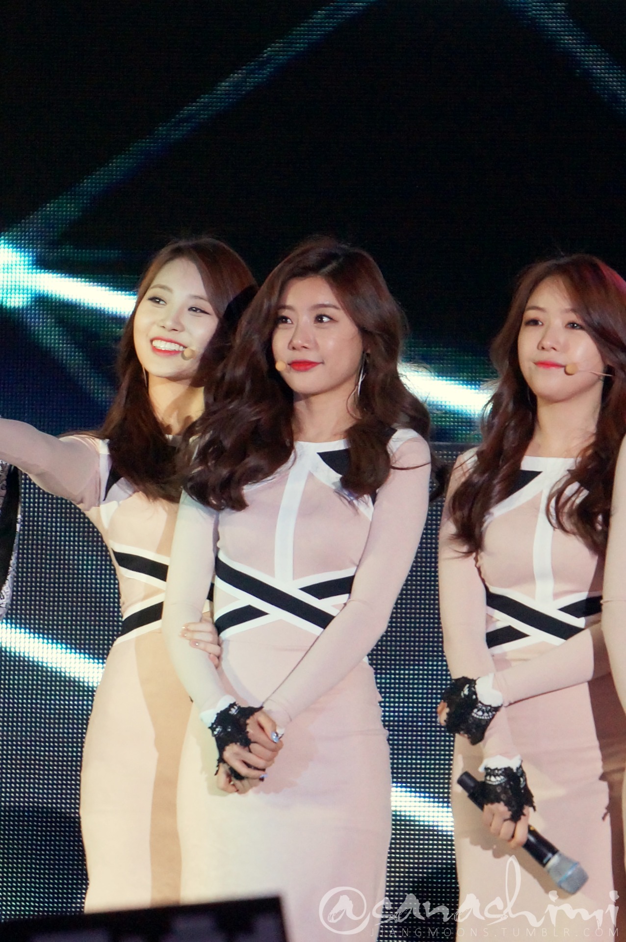 140412 소진(걸스데이) LA K-Pop 페스티벌 직찍.jpg