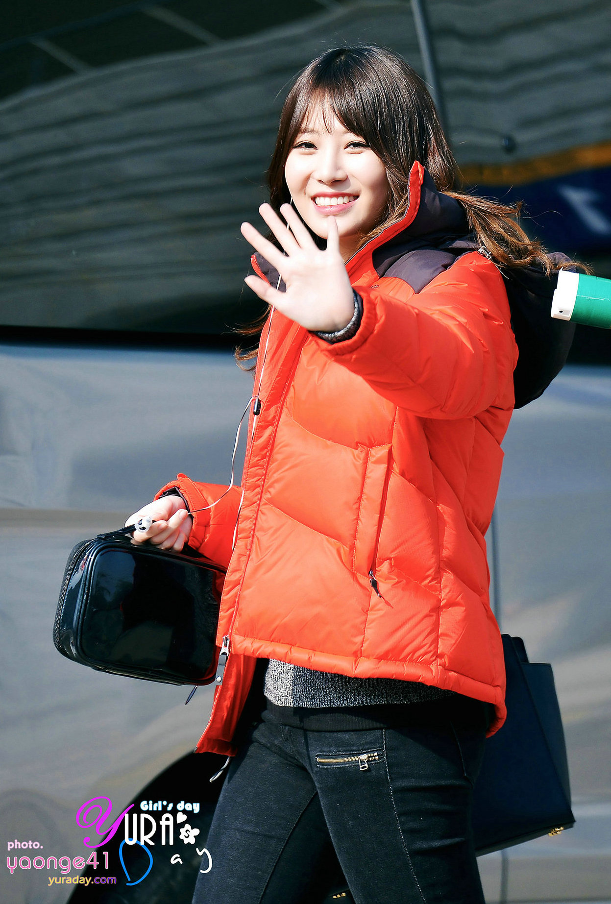 유라(걸스데이) 직찍 - 131116 희망TV 퇴근길