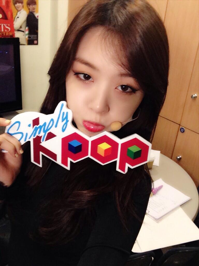 심플리케이팝 140211 트위터 - 걸스데이가 Simply Kpop에 왔어요~~~^^