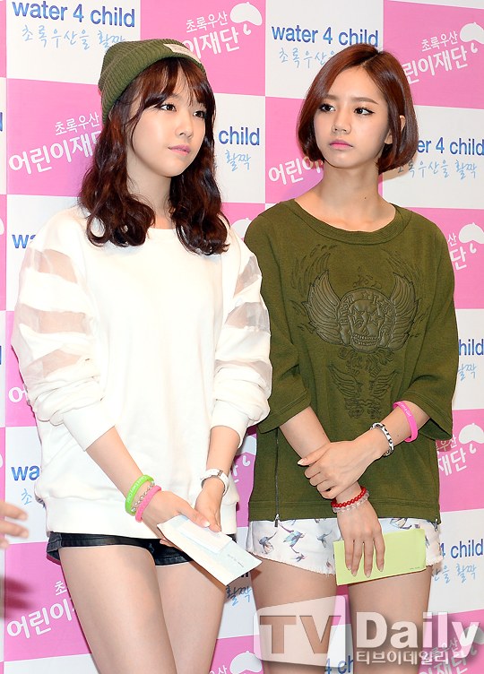 130831 걸스데이 water 4 child 사인회 기사사진.jpg