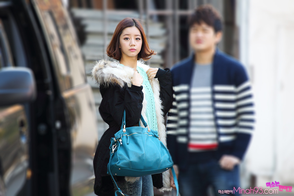 소진 혜리(걸스데이) 131111 스타킹녹화길 직찍
