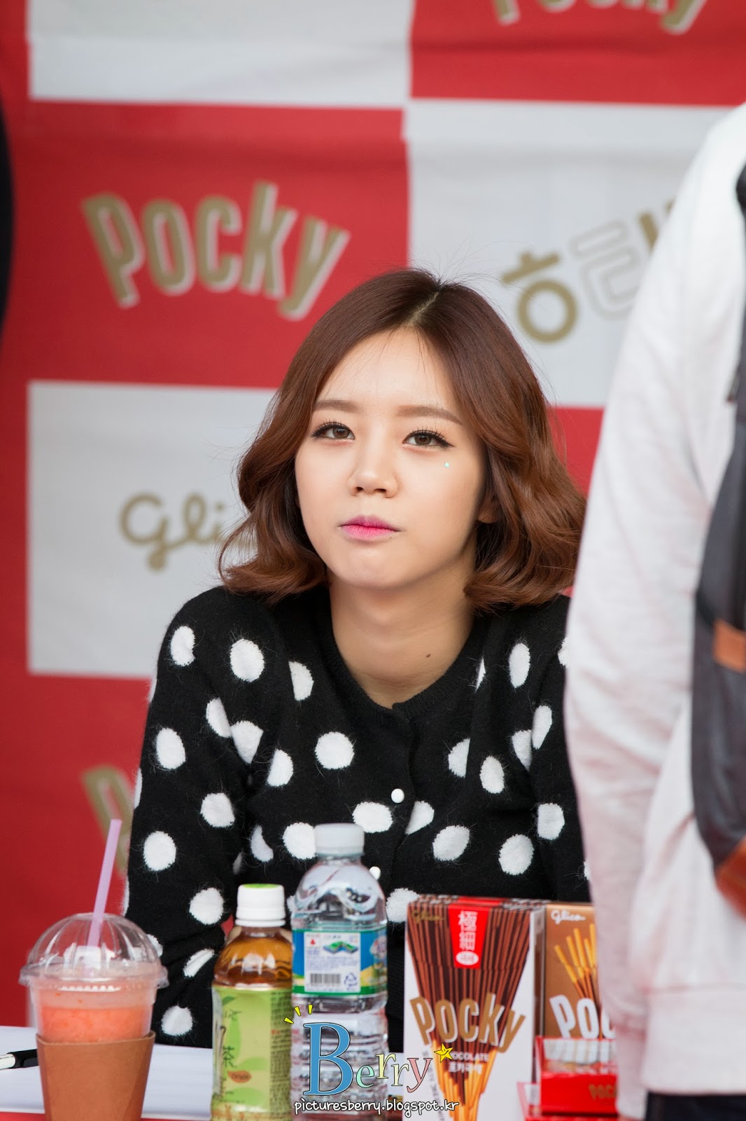 [Prat.2] 걸스데이 직찍 - 131031 포키 팬싸인회 by Berry