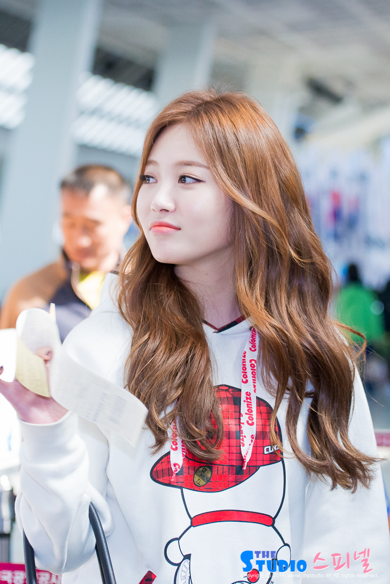 걸스데이 유라 직찍 @ 150407 김포공항 출항 by 스피넬