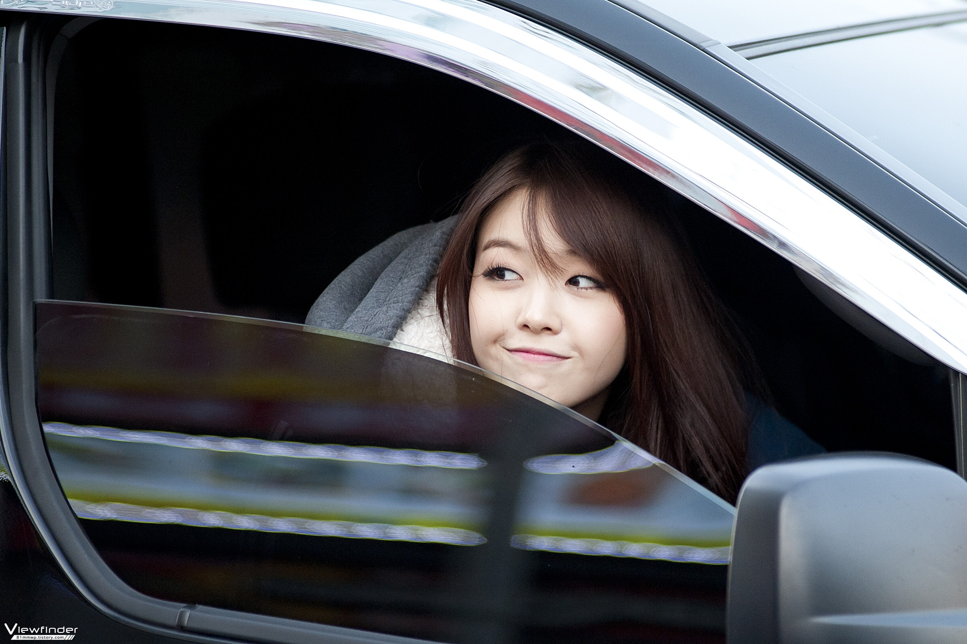 민아(걸스데이) 직찍 - 131201 인기가요 퇴근길 by Viewfinder