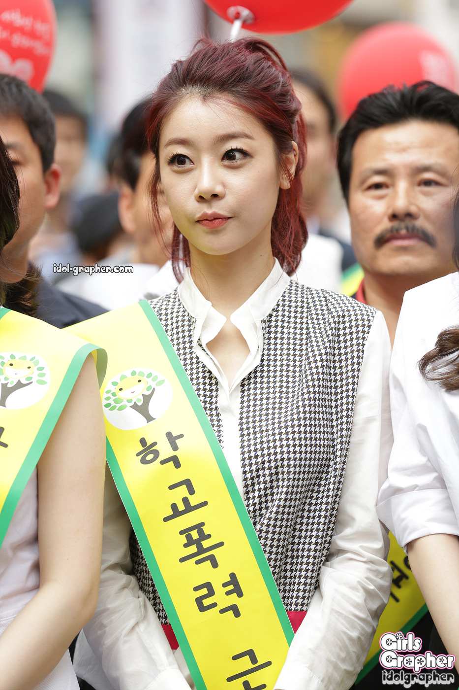 걸스데이 직찍+민아,유라 직캠 :: 130507 4대악 근절 캠페인 by 걸스그래퍼, 스피넬