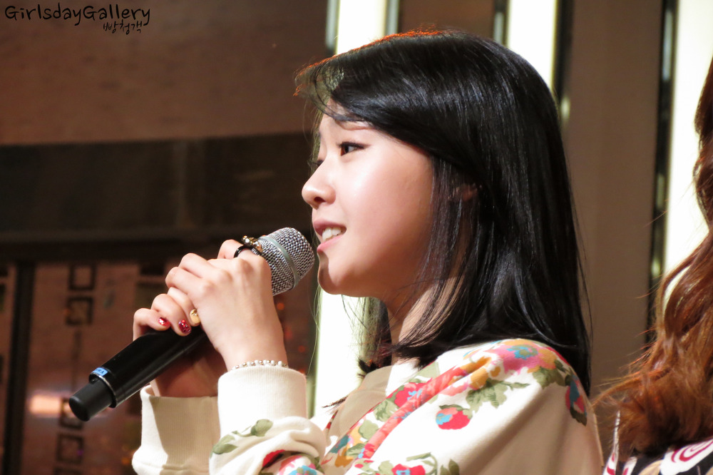 걸스데이 직찍 ::  130313 개그투나잇 커튼콜 by 빵청객