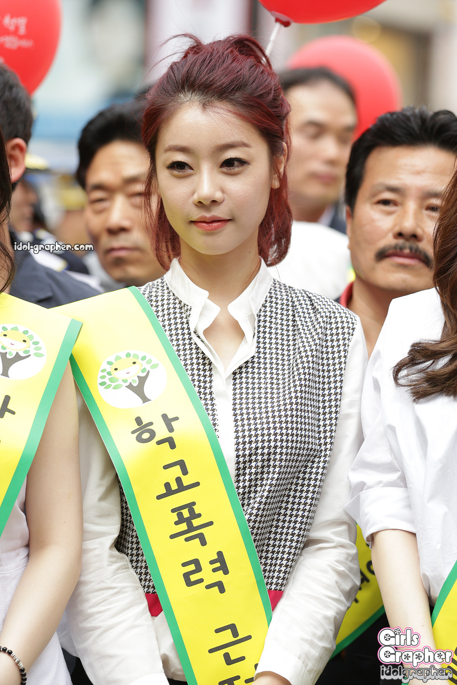 걸스데이 직찍+민아,유라 직캠 :: 130507 4대악 근절 캠페인 by 걸스그래퍼, 스피넬