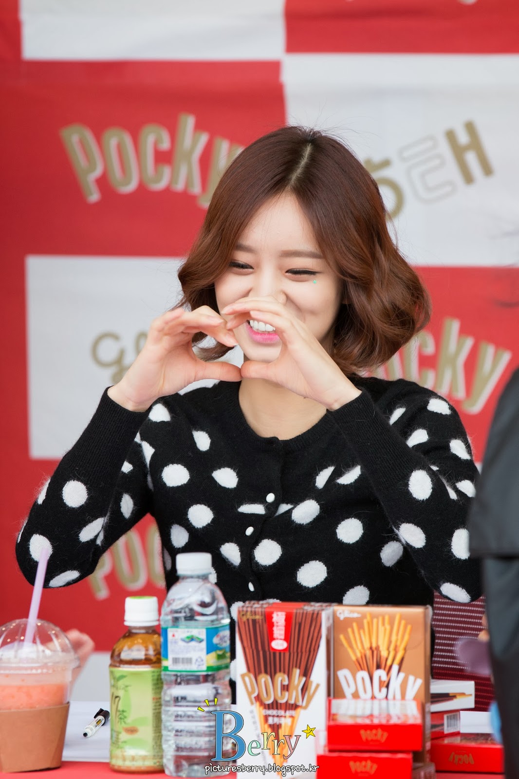 [Prat.3] 걸스데이 직찍 - 131031 포키 팬싸인회 by Berry