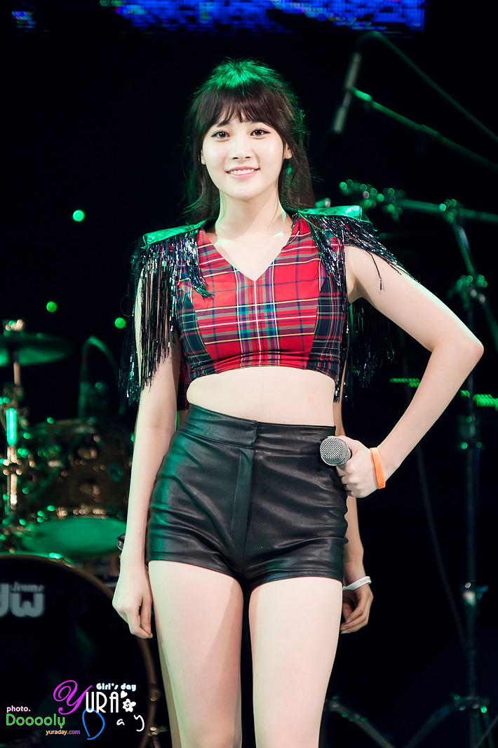 걸스데이 유라 직찍 - 130824 평택 락 페스티벌 축하공연 by 둘리