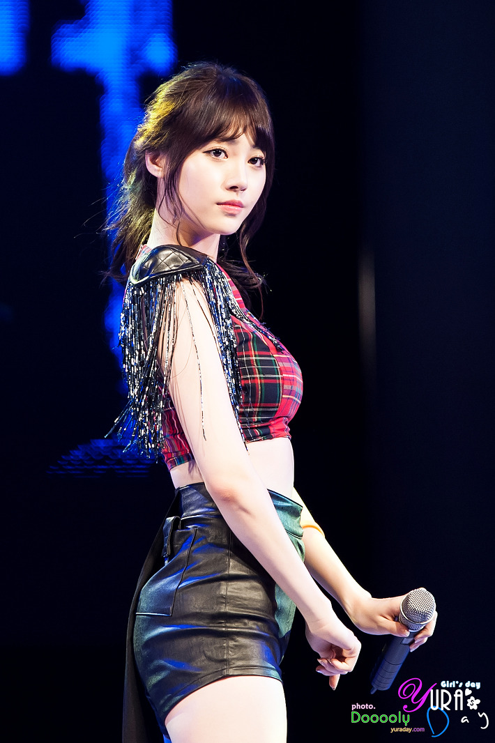 걸스데이 유라 직찍 - 130824 평택 락 페스티벌 축하공연 by 둘리