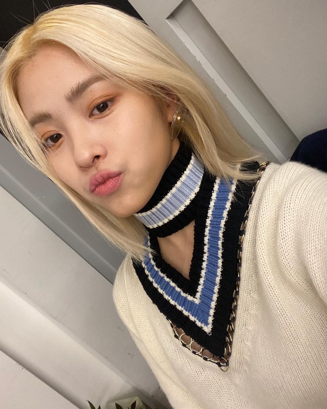 ITZY 류진 인스타 업뎃