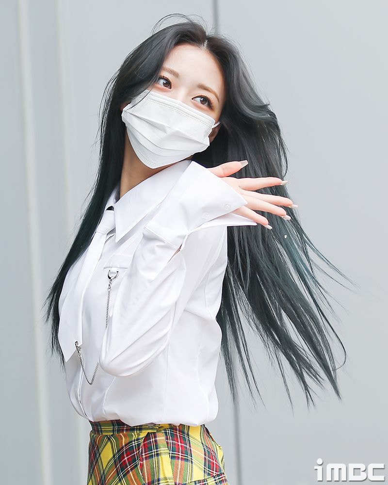 ITZY 유나 아형 출근길