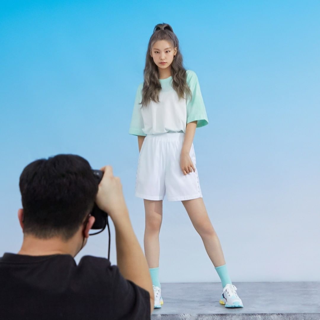 리아 류진 예지 유나 채령 (#있지 #ITZY) with 안다르