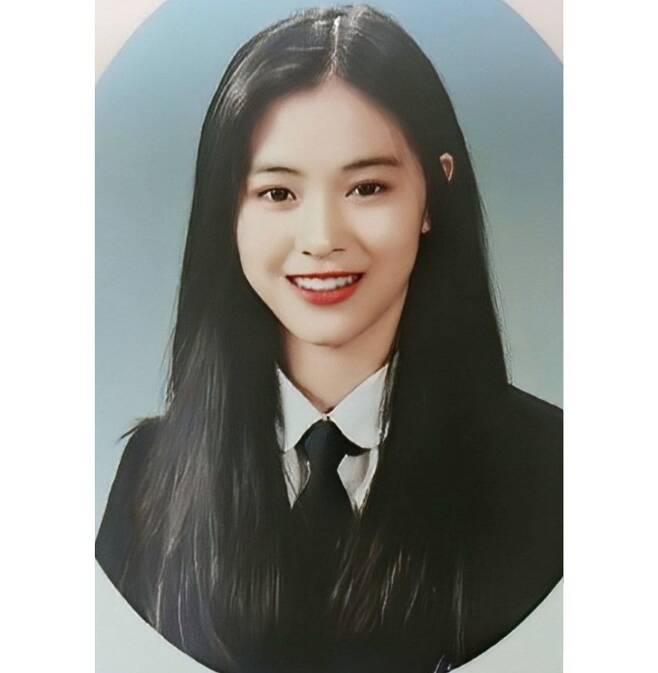 신류진 중학교 졸업사진