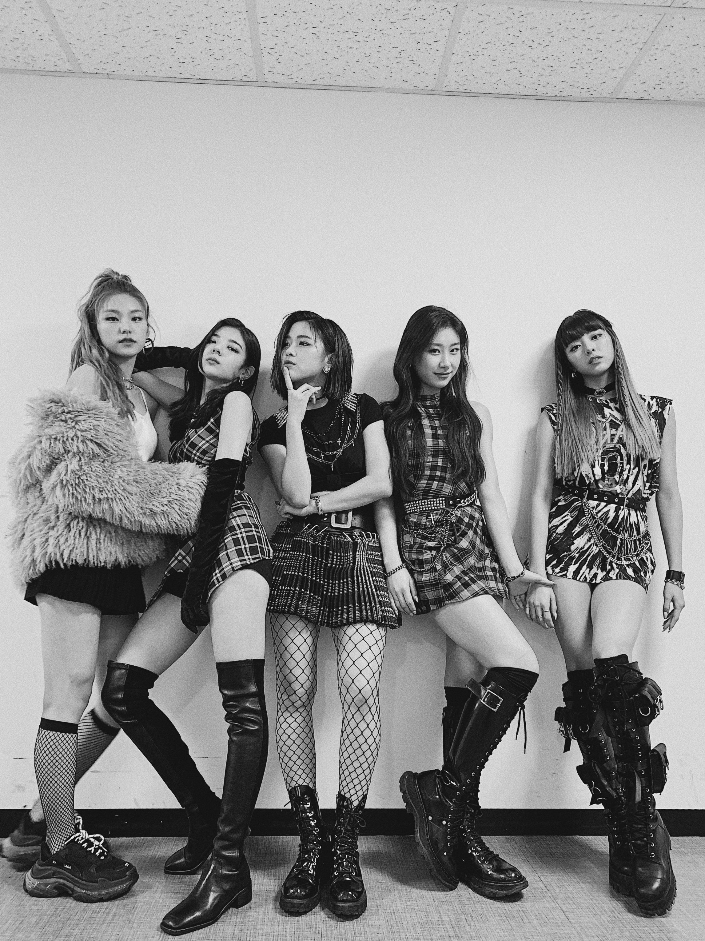#있지 (#ITZY) 단체사진.twitter