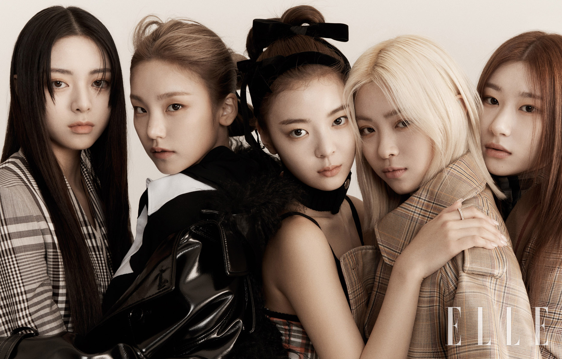 ITZY X ELLE (1) December, 2020  #ITZY #있지 @ITZYofficial #MIDZY #믿지 #ELLE #엘르 @ELLE_KOREA