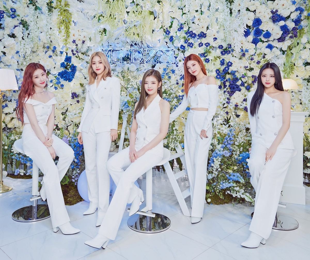 #ITZY #MTV ITZY Music Video PREMIERE For “Trust Me (MIDZY)” | MTV
