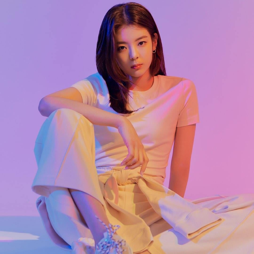 리아 류진 예지 유나 채령 (#있지 #ITZY) with 안다르